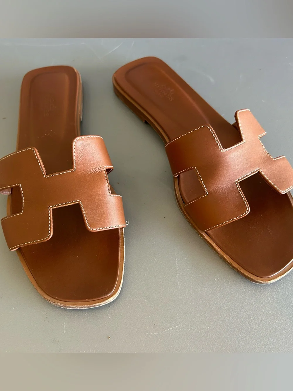 Hermes Oran Sandal - 39 - Picture 1 of 5